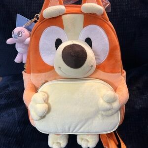 NWT Her Universe Bingo From Bluey Figural Plush Backpack w/detachable bag charm